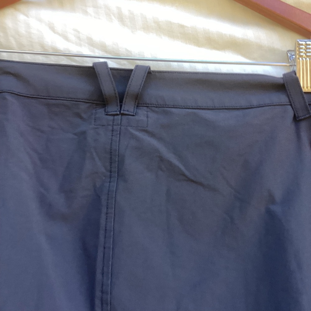 Sherpa outdoor Classic Black Mini Skirt, size 14 - Picture 7 of 9
